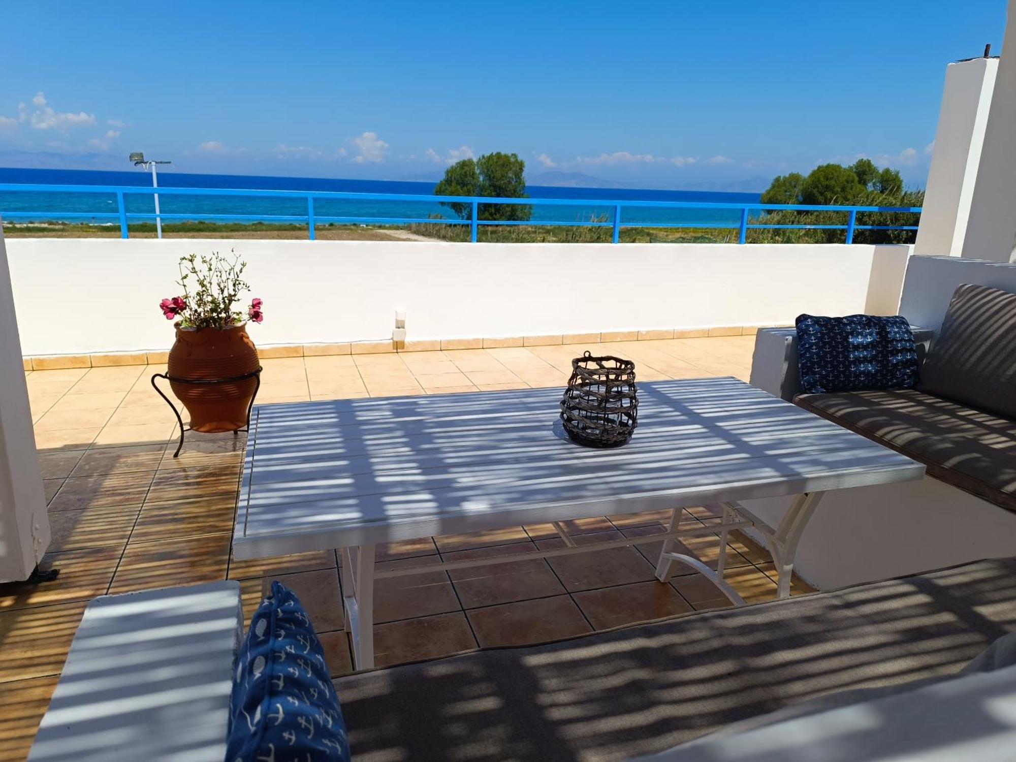 Nautilus Beach House Paradisi  Екстер'єр фото
